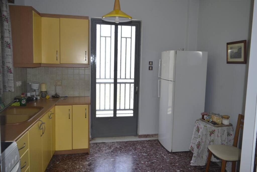 Katerina'S Apartment Epidaurus Exterior photo